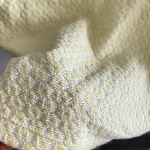 SUNDAY BEST Yellow Spaghetti Strap Crop Tank Top - Picture 4 of 7